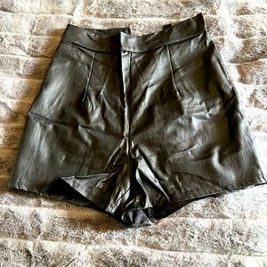 Shorts leather like material